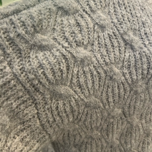 Lucky Brand Light Gray V-Neck Sweater Side Slits Soft Women’s XLG - Picture 3 of 12